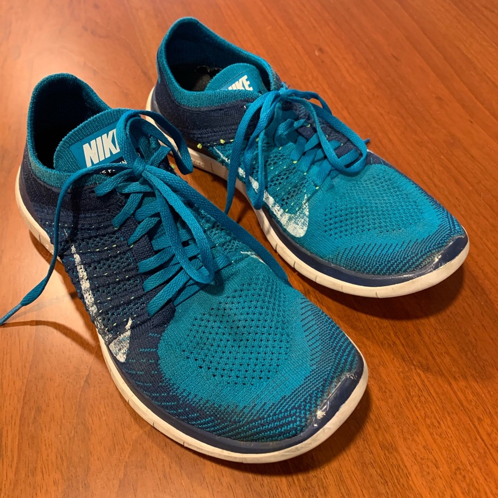 Nike men’s Flyknit 4.0 Lt. blue